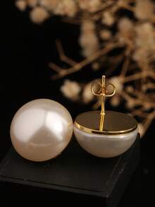 1 Pair Stainless Steel European & American Style White Large Pearl Earrings, 18K Gold Round Semi-Sphere Stud Earrings, Suitable As Wife/Girlfriend Valentine's Day Gift, Daily Wear For Women - Gold Round Hemispherical Faux Pearl Stud Earrings - View 3