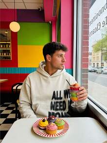 Y2K Hoodies For Men "ALL WE NEED IS MONEY" Letter Hoodie, Personalized Slogan Sweatshirts, Light-Colored Cropped Street Retro Hoodies, Comfortable Everyday Clothing - 白色 - 查看 4