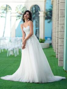 YOUKEFEIER Spaghetti Strap V-Neck Lace Embroidered Champagne Long Wedding Dress, Suitable For Outdoor, Lawn, Beach Weddings - Beige - View 4