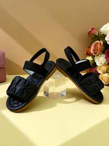 2026 Spring/Summer Limited Edition [3-12 Years Old Girls' Soft-Soled First Walking Shoes][Infant Toddler] Matte Black 3D Pleated Elastic Heel Strap Skin-Friendly Soft Lining Non-Slip Cushioned Soft Outsole Open Toe Elastic Heel Design Versatile Fashion Style [Children's Basic Sandals][Girls' Flat Fashion Shoes] Commute, Street, Afternoon Tea, Multi-Occasion Wear - Black - View 3