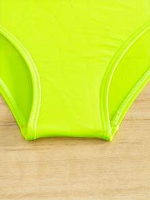 两件套荧光绿性感比基尼套装，不对称肩带+镂空腰部设计，沙滩度假泳装 - 青檸色 - 查看 3