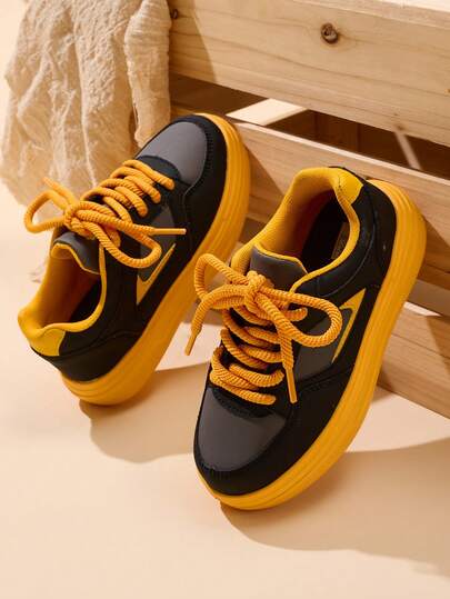 1 Pair Boys' Color Block Fashionable Flat Casual Outdoor Orange Sports Shoes, Suitable For Spring And Autumn