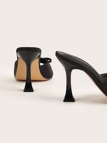 黑色缎面手工蝴蝶结装饰细高跟女式时尚高跟凉鞋，百搭日常穿着，蝴蝶结图案和方向随机 - 黑色 - 查看 7