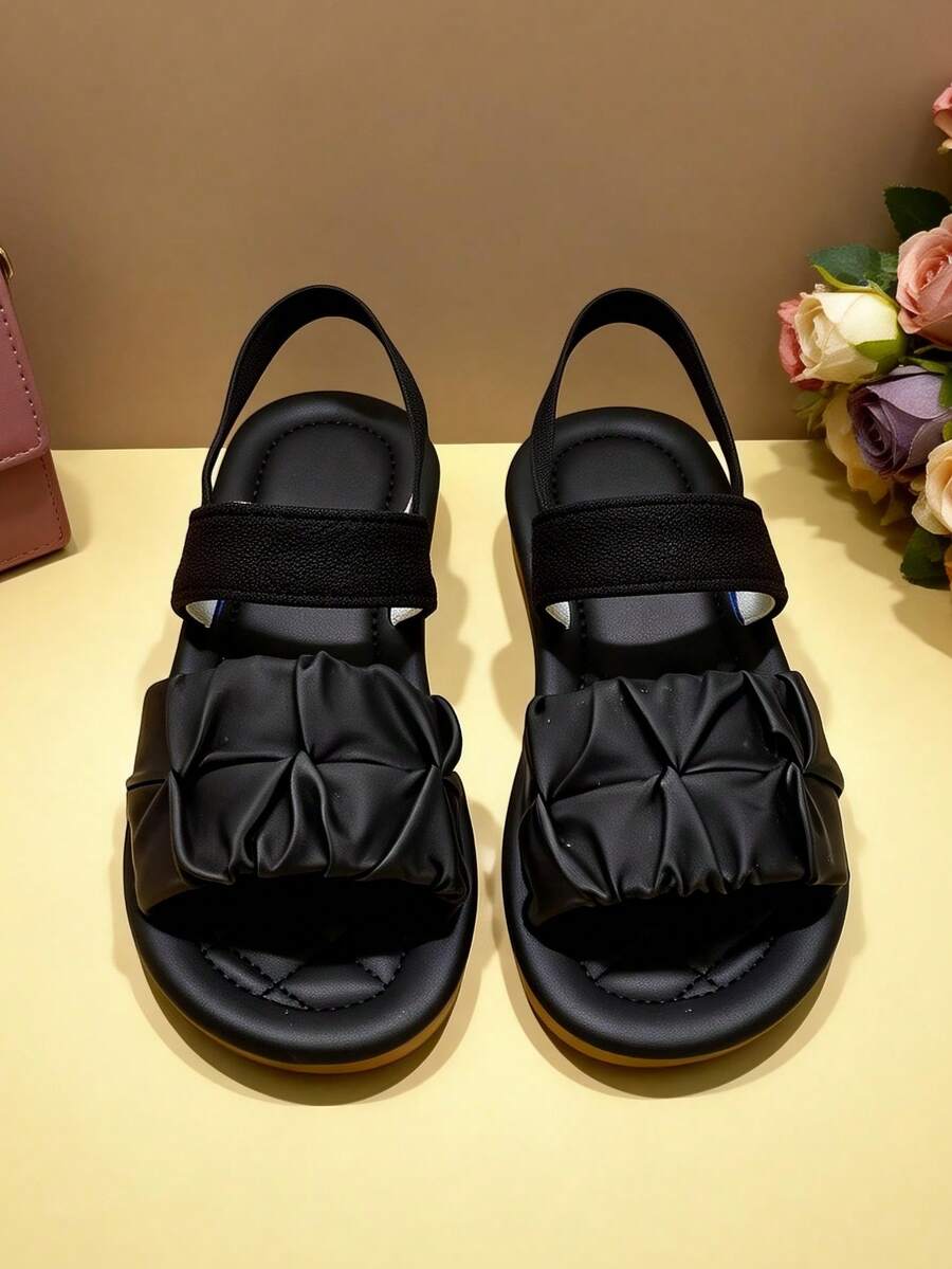 2026 Spring/Summer Limited Edition [3-12 Years Old Girls' Soft-Soled First Walking Shoes][Infant Toddler] Matte Black 3D Pleated Elastic Heel Strap Skin-Friendly Soft Lining Non-Slip Cushioned Soft Outsole Open Toe Elastic Heel Design Versatile Fashion Style [Children's Basic Sandals][Girls' Flat Fashion Shoes] Commute, Street, Afternoon Tea, Multi-Occasion Wear - Black - View 1