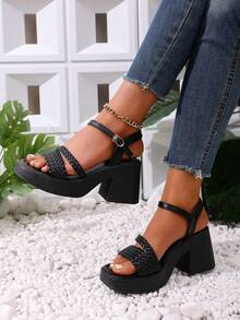 Sandálias femininas de salto alto com tiras, novas sandálias de sola grossa para primavera/verão, sapatos plus size no atacado. - Preto - Ver 2