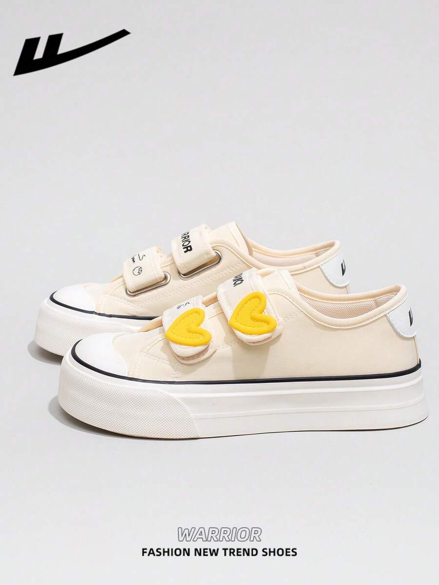 1 đôi giày nữ WARRIOR đế dày buộc dây, đế mềm, giày bệt cổ thấp ngoài trời, mũi tròn, gót thấp, chống trơn, màu trơn, thanh lịch, đế mềm, thích hợp cho học sinh, chụp ảnh tốt nghiệp, giày bệt, giày thể thao da cổ thấp, giày trượt ván.