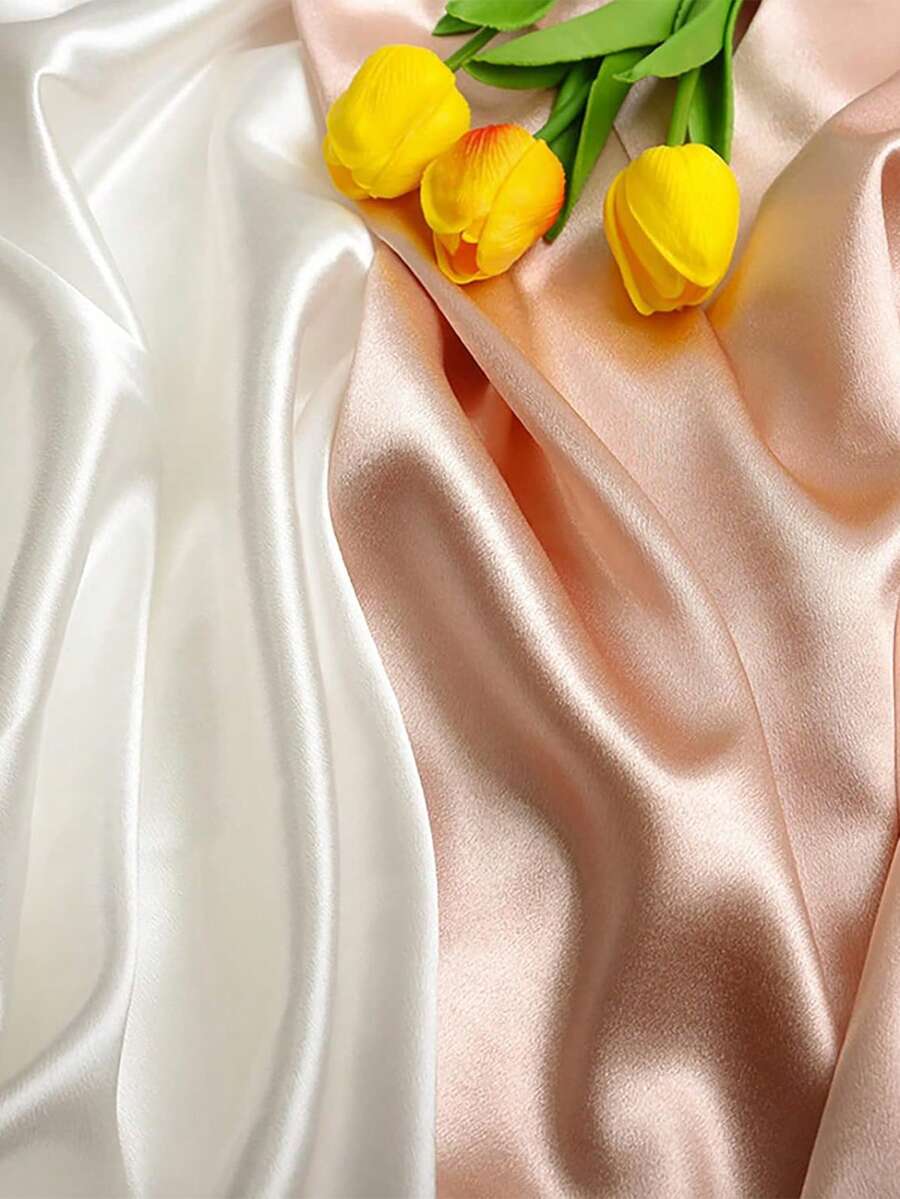 缎面摄影背景丝绸，光泽面料背景，适用于商品、工艺品、珠宝、化妆品、食品拍摄和平面摆拍 - 彩色 - 查看 1