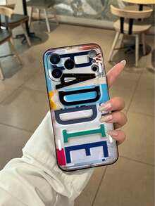BADDIE Pattern TPU Shockproof Soft Case With License Plate Design. Suitable For IPhone 17, 17 Air, 17 Pro, 17 Pro Max, 16, 15, 14, 13, 12, 11, Pro Max, X, XS, Plus, Mini, 16E/SE4, And Also Galaxy A14/15/16/35/36/53/54,S21/22/23/24/25/26 Ultra. - 彩色 - 查看 5