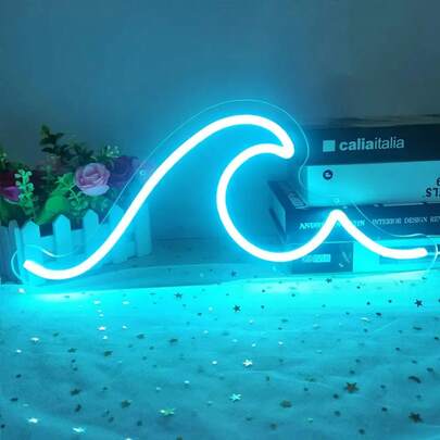1pc Ice Blue Soft Glow Neon Wave Light (Includes USB Cable + Installation Hook): The Ice Blue Soft Glow Light Effect Is Fresh And Healing, Made Of Acrylic Material For Transparency. It Is A Great Decorative Item For Ocean-Themed Settings Such As Beach-Side Inns, Surfing-Themed Spaces, And Summer Parties.