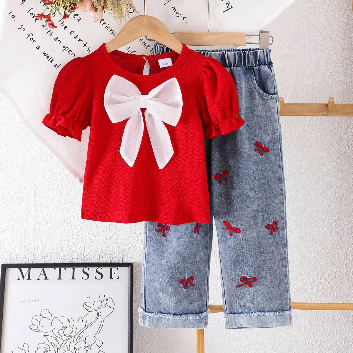 Set de 2 piezas de top de manga corta rojo casual + pantalones para niñas jóvenes, conjunto de ocio primavera/verano