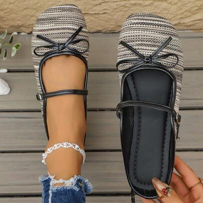 女士条纹蝴蝶结圆头低跟鞋，休闲通勤风格，简约质感，适合工作和休闲装扮