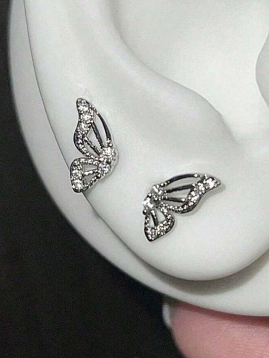 一对镂空镶钻不对称蝴蝶翅膀耳钉，适合女孩日常佩戴 - 銀色 - 查看 1