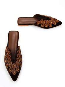 Giày bệt nữ sang trọng, đính đá và ngọc trai toàn thân, màu nâu nhung, mũi nhọn, kiểu dáng chữ U, thoải mái, phù hợp cho cả đi hàng ngày và dự tiệc. - màu nâu - Xem 4