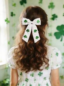 1pc St. Patrick's Day White Green Girls Hair Bows,Fabric Clover Leaf Decor Bow Hair Clips For Girls ,Fashion Alligator Clips St. Patrick's Day Hair Accessories For Girls St. Patrick's Day Gifts - Green - View 2