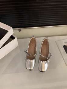 Women's Chunky Heel Shiny Fashion Versatile Comfortable Commute Preppy School Style Buckle Loafers, Spring/Autumn - Silver - View 2