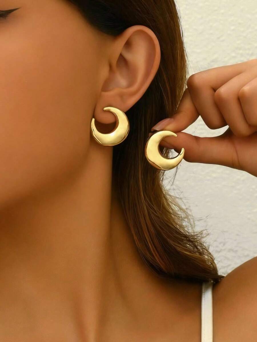 Delicate Niche Moon Stud Earrings For Women, Commuting High-End Sense, Simple And Versatile Earrings, Valentine's Day, Mother's Day, Spring Festival Gift, Party, Date - Gold - View 1