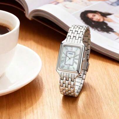 Fossil Women's Silver Quartz Watch, Stainless Steel Bracelet Ladies Watch, Three-Needle Analog Display Fashion Accessory, Suitable For Daily Use, Birthday Gift, Party Outfit, Retro Style, Mother's Day Gift. ES5306