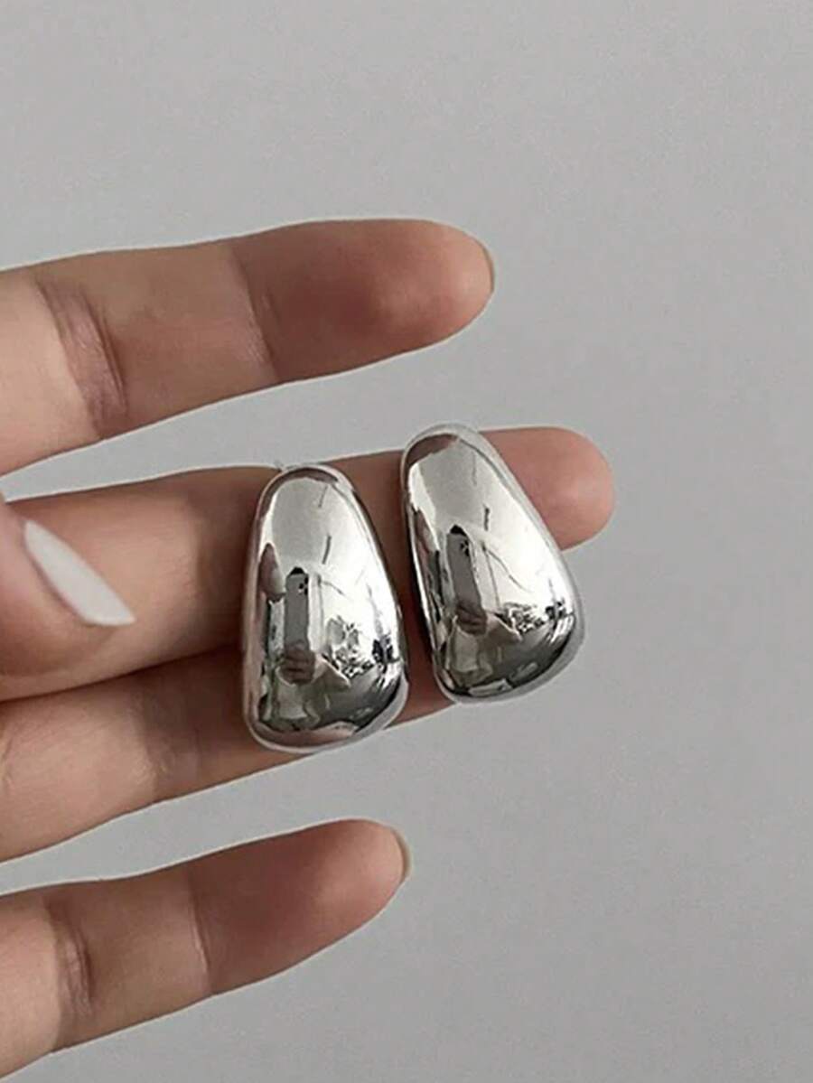 一对优雅几何金属耳钉，简约设计，适合女性日常、通勤、度假、派对佩戴 - 銀色 - 查看 1