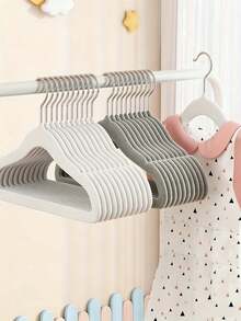 20 Pieces Of Non-Slip Baby Clothes Hangers - Space Saver, Arched Design In Felt Velvet, Suitable For Children's And Teens' Clothing: Pants, Shirts, And Dresses. Durable Polished Plastic - Flocking Children's Hanger - View 2