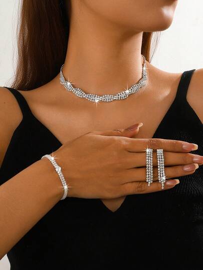 4-delat smyckeset med rektangulära halsband och örhängen i glänsande kristaller, kopparmaterial, lämpligt för bröllop, fester och alla hjärtans dag-presenter