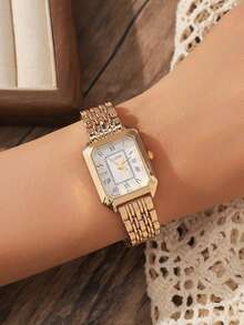 1pc Luxury Minimalist Elegant Square Dial Roman Quartz Watch, Showcases Stylish Personalized, /Year-End Promotion, Birthday/Holiday Gift - Gold - View 3