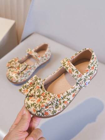 Zapatos planos casuales con estampado floral para niñas, /otoño 2026, ligeros y fáciles de usar, zapatos cómodos de slip-on para vacaciones, césped, uso diario, escuela, adecuados para casual, hogar, juego, zapatos de Mary Jane para baile