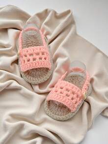 1 Pair Handmade Crochet Infant Sandals, Button Closure, Infant Christening Slippers - Pink - View 3