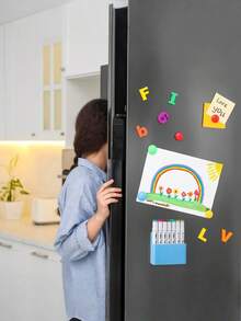 1个磁性马克笔架和铅笔收纳盒,可擦写马克笔,适用于白板、冰箱、教室、办公室 - 兼容磁性板、储物柜、冰箱。磁性干擦马克笔架笔盒,大容量隔层,磁吸式设计,可收纳马克笔、钢笔、铅笔,适用于冰箱、白板、储物柜等,返校季必备。 - 彩色 - 查看 6