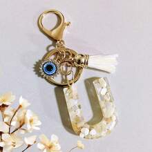 1个米色字母钥匙扣，恶魔之眼钥匙扣，流苏包饰吊坠，派对礼品 - 米色 - 查看 36