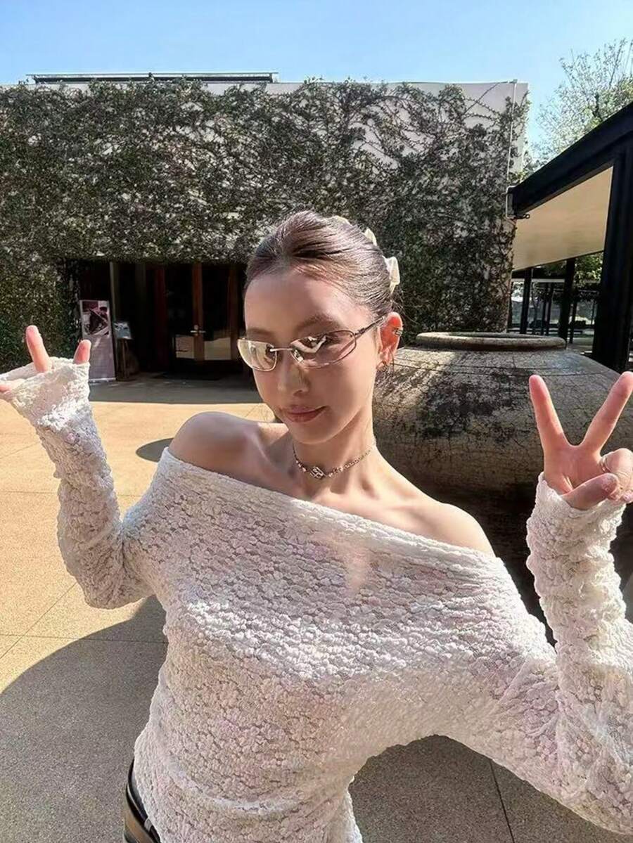 蕾丝吊带背心，露肩，百搭，显瘦，双面可穿，镂空白色休闲上衣 - 白色 - 查看 1