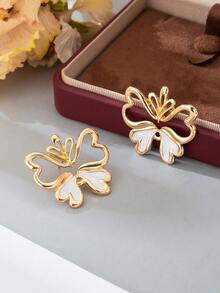 1 Pair Elegant Hollow White Enamel Heart & Butterfly Stud Earrings, Romantic Gift For Women On Valentine's Day (No Gift Box) - Yellow Gold - View 2