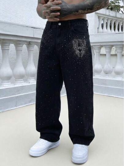 Quần jeans denim đen nam, màu đen đậm, 100% cotton, chất lượng tốt và thoải mái, phong cách đường phố, họa tiết graffiti mạng nhện, đính đá, ống rộng, dáng suông, phù hợp cho nhạc rap, tiệc tùng, lễ hội, Halloween, họa tiết mạng nhện hình kim cương.