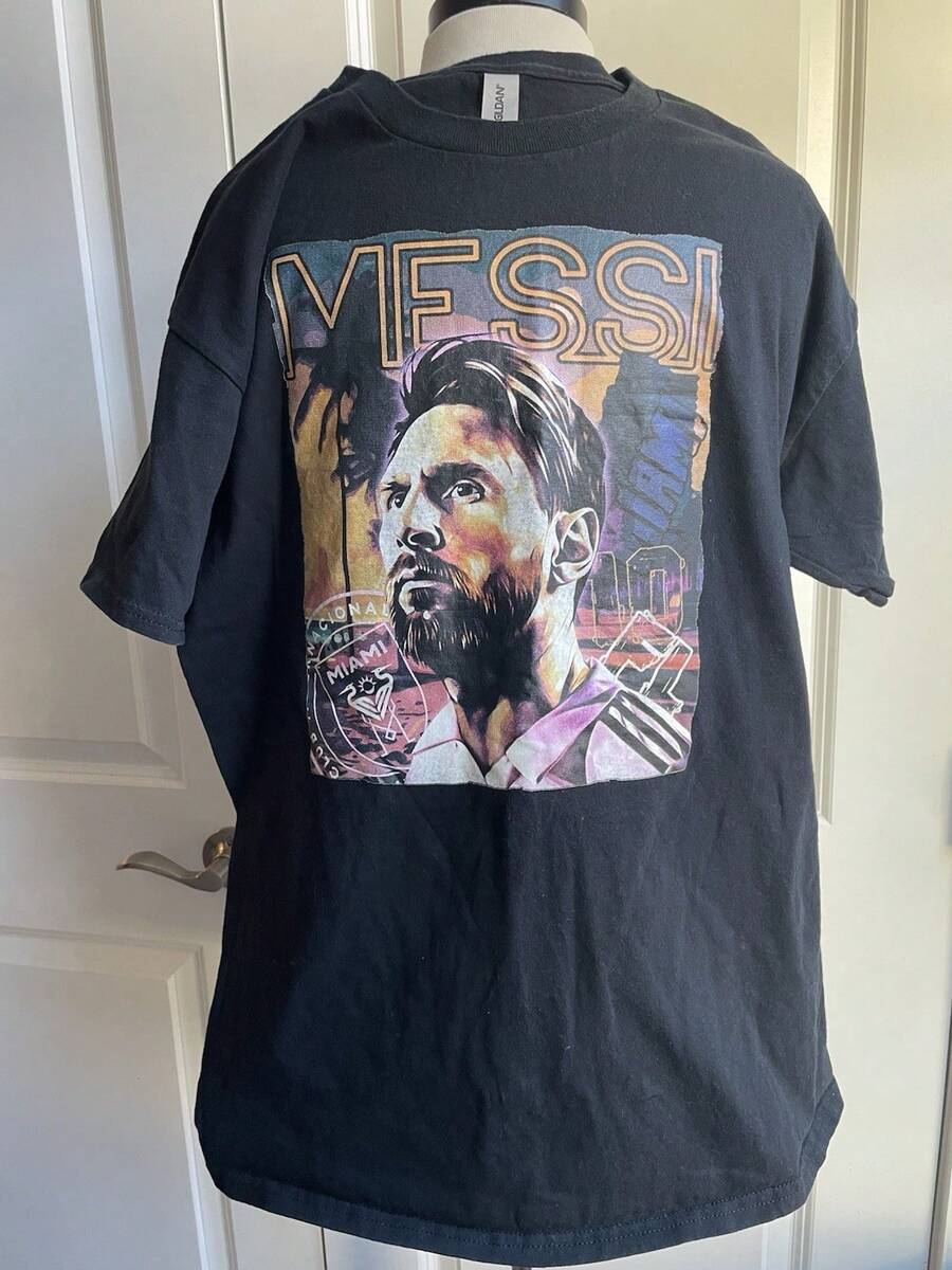 Lionel AMessi, #10 Miami, Large Black Graphic T-Shirt - Black - View 1