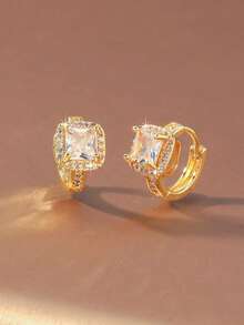 1 par de pendientes de aro cuadrados minimalistas de circonita, adecuados para el uso diario, citas, eventos sociales ligeros y eventos formales. Elegantes pero discretos. - Cuadrado - Ver 7