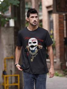 ‌Camiseta corta de cuello redondo para hombre, holgada y versátil con estampado de emblema de moda que trae alegría. Ideal para vacaciones, viajes y actividades recreativas. Tejido suave de alta calidad ofrece máxima comodidad - Negro - Ver 3