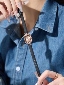 LIANDU LIANDU 女士腕表，时尚简约，优雅方形表壳，PU皮表带，搭配精致迷人的小表盘，适合日常佩戴，也是理想的送礼佳品。 - 黑色 - 查看 6