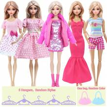 14件套时尚粉色娃娃服装套装，适合11.5英寸女孩娃娃，包括派对礼服、休闲上衣和裤子套装、外套、亮片连衣裙、日常连衣裙、鞋子、包包和衣架，生日礼物、圣诞节礼物、娃娃换装游戏玩具（不含娃娃） - 粉色 - 查看 9