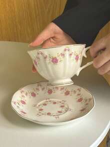 1 套（1 个杯子 + 1 个碟子）复古花卉陶瓷咖啡杯碟套装，手绘粉色花朵拿铁杯，适合办公室、家居、下午茶、返校礼物