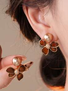 topshiny 1 Pair Amber & Coffee Color Drip Oil Flower & Pearl Earrings, Luxury Elegant Earrings For Women, Suitable For Daily, Travel, Party Wear - Brown - View 4