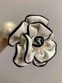 法式优雅布艺花朵发夹，山茶花珍珠弹簧夹，别致卷边设计，奢华发饰，适合女性和女孩，经典时尚发夹，适合后脑勺、半扎发、日常穿搭、约会、派对、婚礼、拍照等场合，优雅永恒的女性头饰。 - 彩色 - 查看 8