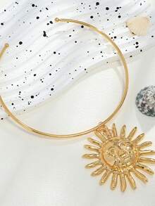 1件中东风格夸张太阳脸吊坠项链，女士开口颈链，适合夏季、度假、主题派对等场合佩戴 - 金色 - 查看 2