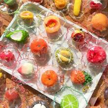 新款逼真水果捏捏乐玩具，手工质感苹果、草莓、香蕉，舒缓压力，送给朋友、生日、情人节、复活节、增进互动、亲子互动的绝佳礼物，热销产品，送给男友/女友的完美礼物 - 彩色 - 查看 12