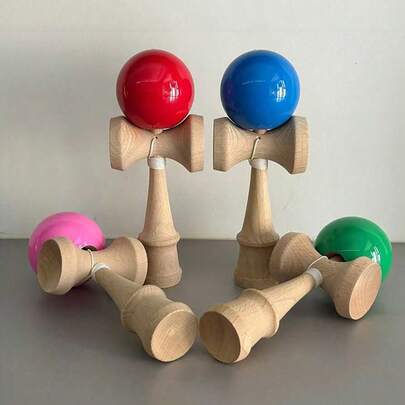Bóng tung hứng ngoài trời, bóng Kendama, thích hợp cho các cuộc thi đấu kiếm mùa thu dành cho người lớn, vật dụng thiết yếu cho các môn thể thao nhào lộn đường phố ngoài trời dành cho người lớn, một quả bóng thể thao và nhào lộn đa chức năng phù hợp cho thanh thiếu niên sử dụng trong nhà và ngoài trời, có thể được sử dụng như một món đồ chơi bóng cho người mới bắt đầu để luyện tập phối hợp tay mắt, phối hợp cơ thể và khả năng kiểm soát, đồ chơi ngoài trời, thích hợp làm quà sinh nhật cho những người đam mê hoạt động ngoài trời, những người đam mê thể thao mạo hiểm và huấn luyện viên thể hình.