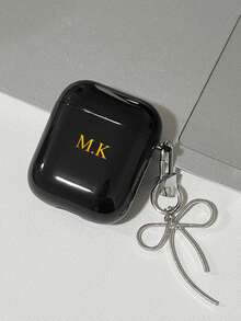 Personalized (2-Piece Set, Including Silver Bow Pendant Chain) Minimalist Glossy Black Earphone Case Compatible With AirPods 1/2 3 New 4 Pro 3, Customized Letter Name, Back To School, Valentine's Day Gift, Good Birthday Gift, Holiday Gift, Gift For Him/Her, Personalized Gift, Anniversary Gift, Wedding Gift, Personalized Gift For Dad/Mom - Black - View 1