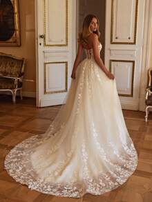 Enchanting Strapless 3D Lace Appliqué Sheer-Waist Tulle A-Line Wedding Dress With Train, Wedding Dresses For Bride, Elegant And Comfortable, Includes Plus Sizes, Bridal Gown, Formal Dresses For Women, Suitable For Wedding, Party, Vacation, Bride, Formal Occasions, Dinner Dress, Prom Dress, After-Party Dress, Homecoming Dress, Cocktail Party, Birthday Party, Celebration, Gala, Festival, Ceremony - 白色 - 查看 5