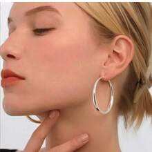 一对925纯银镀层简约抛光圆形耳环，时尚魅力女士珠宝礼品 - 銀色 - 查看 3