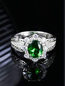 1pc S925 Silver Elegant Green Synthetic Cubic Zirconia Ring, July Birthstone, Fashionable Jewelry, Lab-Grown Emerald Ring, Suitable For Men And Women, Great For Wedding, Party, Formal Occasions, Holidays, Valentine's Day, Proposal, Engagement, Wedding Gift, Anniversary Gift, And Birthday Gift. - 銀色 - 查看 3