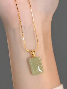 女士绿色长方形吊坠项链，优雅复古风格，独特设计，精致百搭，适合日常佩戴，亦可作为节日礼物。 - 金色 - 查看 1
