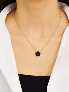 1件简约不锈钢五叶草花朵设计吊坠项链，适合女性在各种场合佩戴 - 彩色 - 查看 2