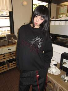 女士圆领T恤，休闲朋克风印花设计，百搭学院风和街头时尚，春秋季款